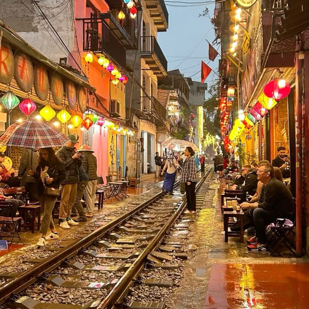 Hanoi, Train Street, Backpacker, Vietnam